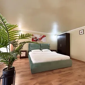 https://sova-apartment-mentsynskoho-street.hotelslviv.net
